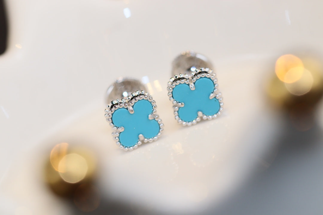 [Triumph Jewelry]CLOVER MINI TURQUOISE SILVER STUD EARRINGS