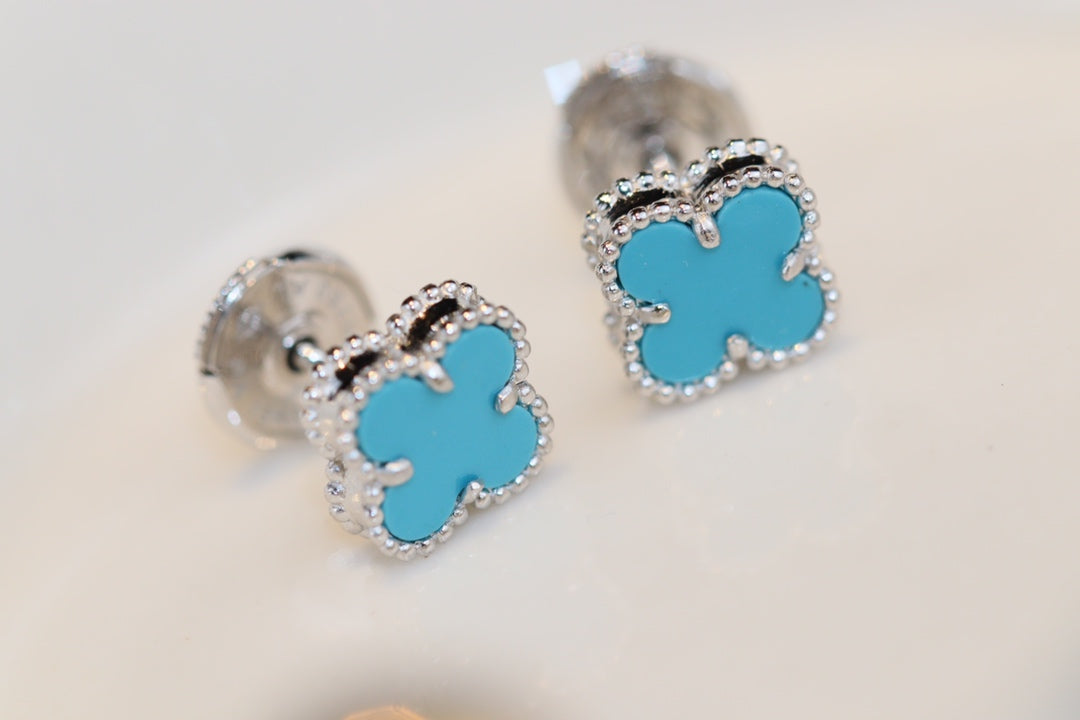[Triumph Jewelry]CLOVER MINI TURQUOISE SILVER STUD EARRINGS