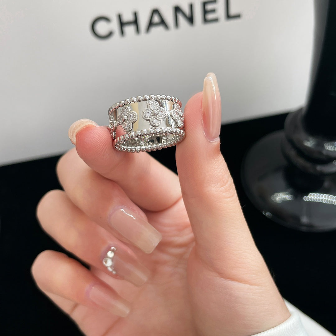 [Triumph Jewelry]PERLEE DIAMOND LARGE RING