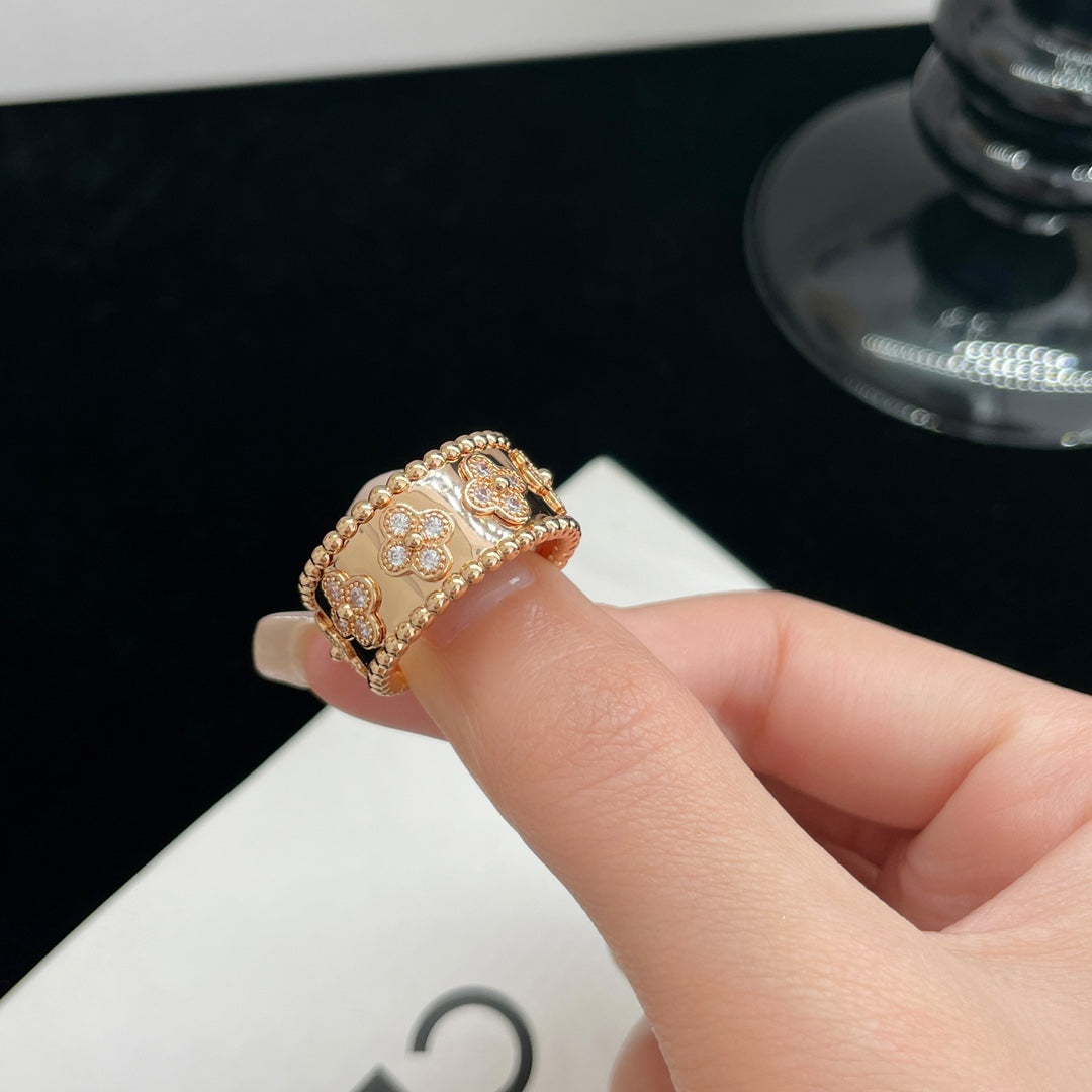 [Triumph Jewelry]PERLEE DIAMOND LARGE RING