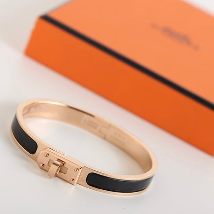 [Triumph Jewelry]HM KELLY BLACK BRACELET