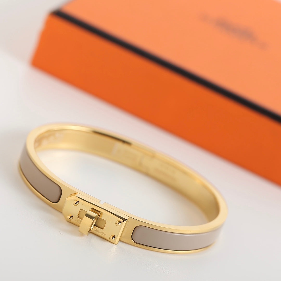 [Triumph Jewelry]HM KELLY GREY BRACELET