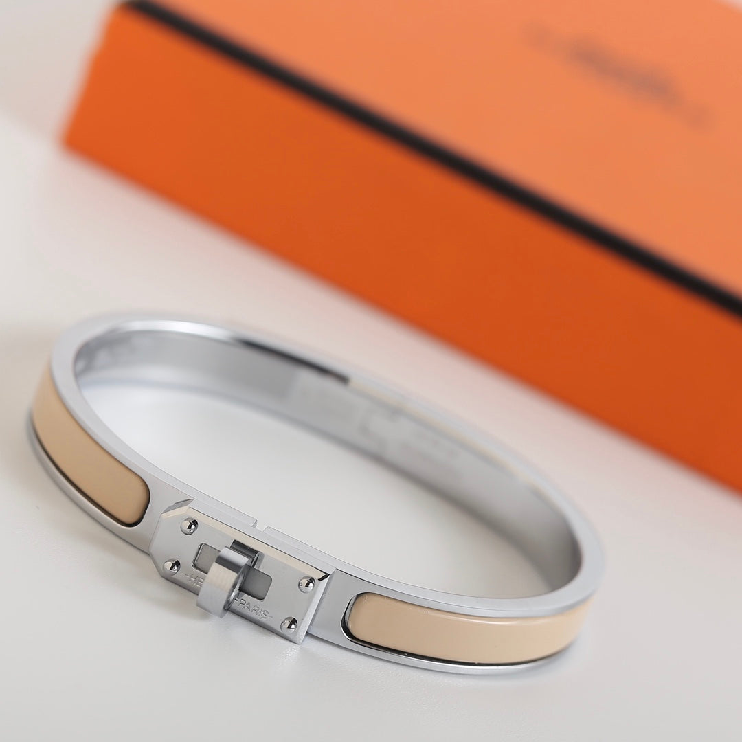 [Triumph Jewelry]HM KELLY BEIGE BRACELET