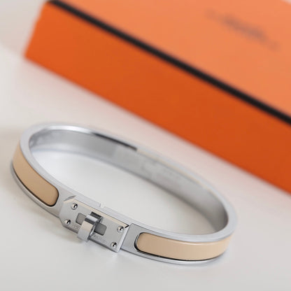 [Triumph Jewelry]HM KELLY BEIGE BRACELET