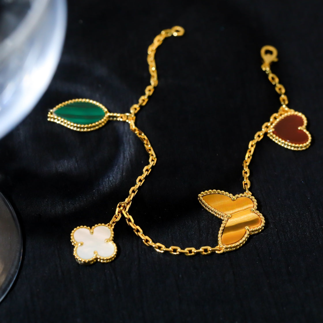 [Triumph Jewelry]LUCKY SPRING 5 MOTIF GOLD BRACELET