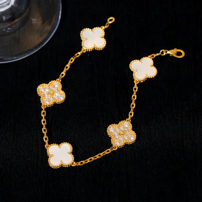 [Triumph Jewelry]CLOVER WHITE PEARL MOP 5 MOTIF BRACELET COLLECTION