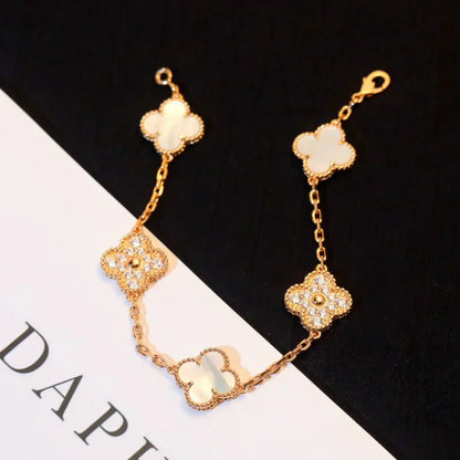 [Triumph Jewelry]CLOVER WHITE PEARL MOP 5 MOTIF BRACELET COLLECTION