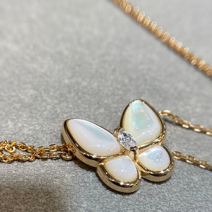 [Triumph Jewelry]BUTTERFLY MOP DIAMOND NECKLACE