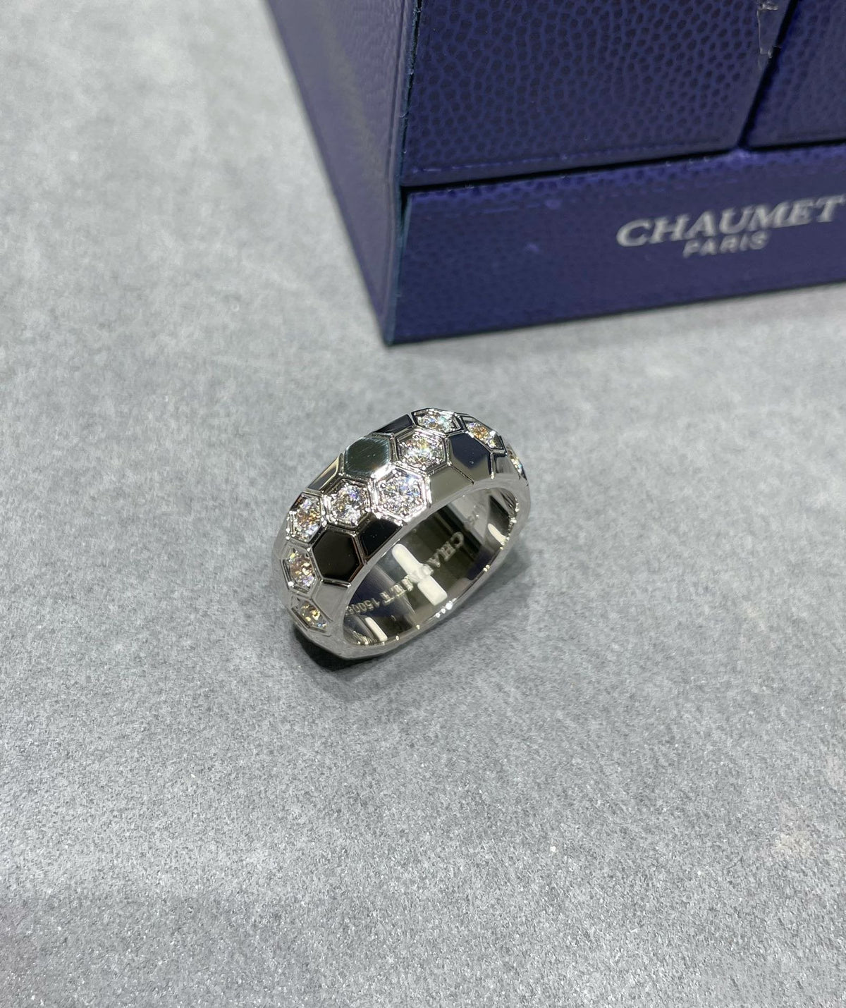 [Triumph Jewelry]BEE LOVE DIAMOND LARGE RING