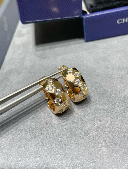 [Triumph Jewelry]BEE LOVE DIAMOND HOOP EARRINGS