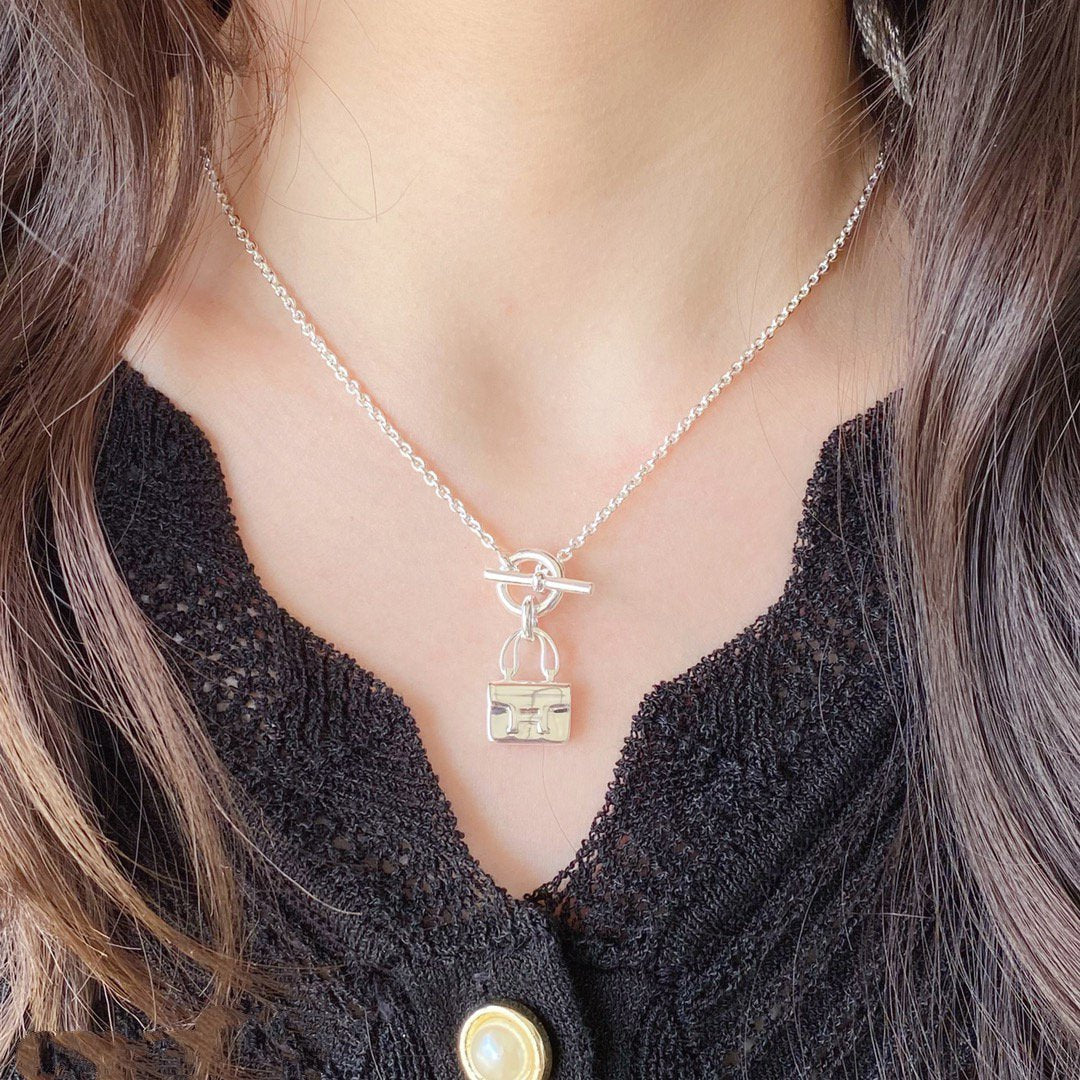 [Triumph Jewelry]CONSTANCE PEDANT SILVER NECKLACE