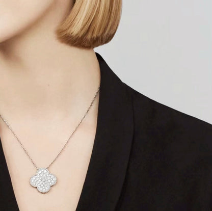 [Triumph Jewelry]CLOVER 25MM LARGE PENDANT DIAMOND PAVED SILVER NECKLACE