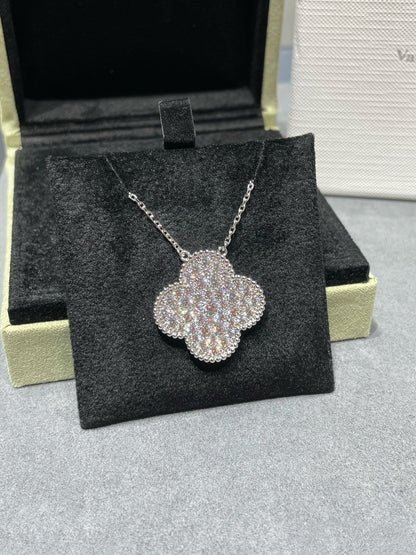 [Triumph Jewelry]CLOVER 25MM LARGE PENDANT DIAMOND PAVED SILVER NECKLACE