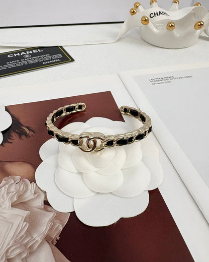 [Triumph Jewelry]Double C Open Bangle