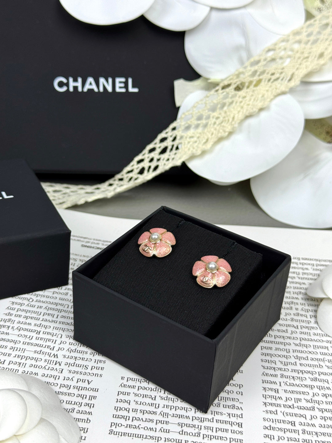[Triumph Jewelry]26C Pink Camellia Pearl Enamel Stud Earrings