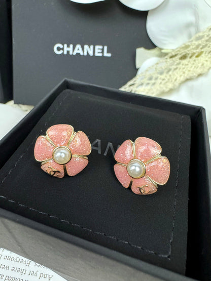 [Triumph Jewelry]26C Pink Camellia Pearl Enamel Stud Earrings