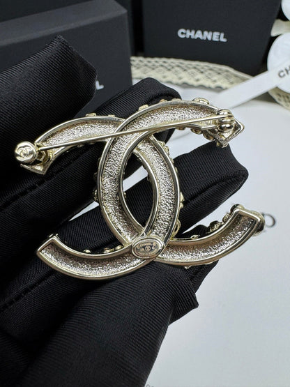 [Triumph Jewelry]26C Pink-White Enamel Ice Cream Cone Double C Brooch