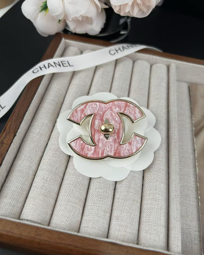 [Triumph Jewelry]Pink Resin Classic Brooch 5cm