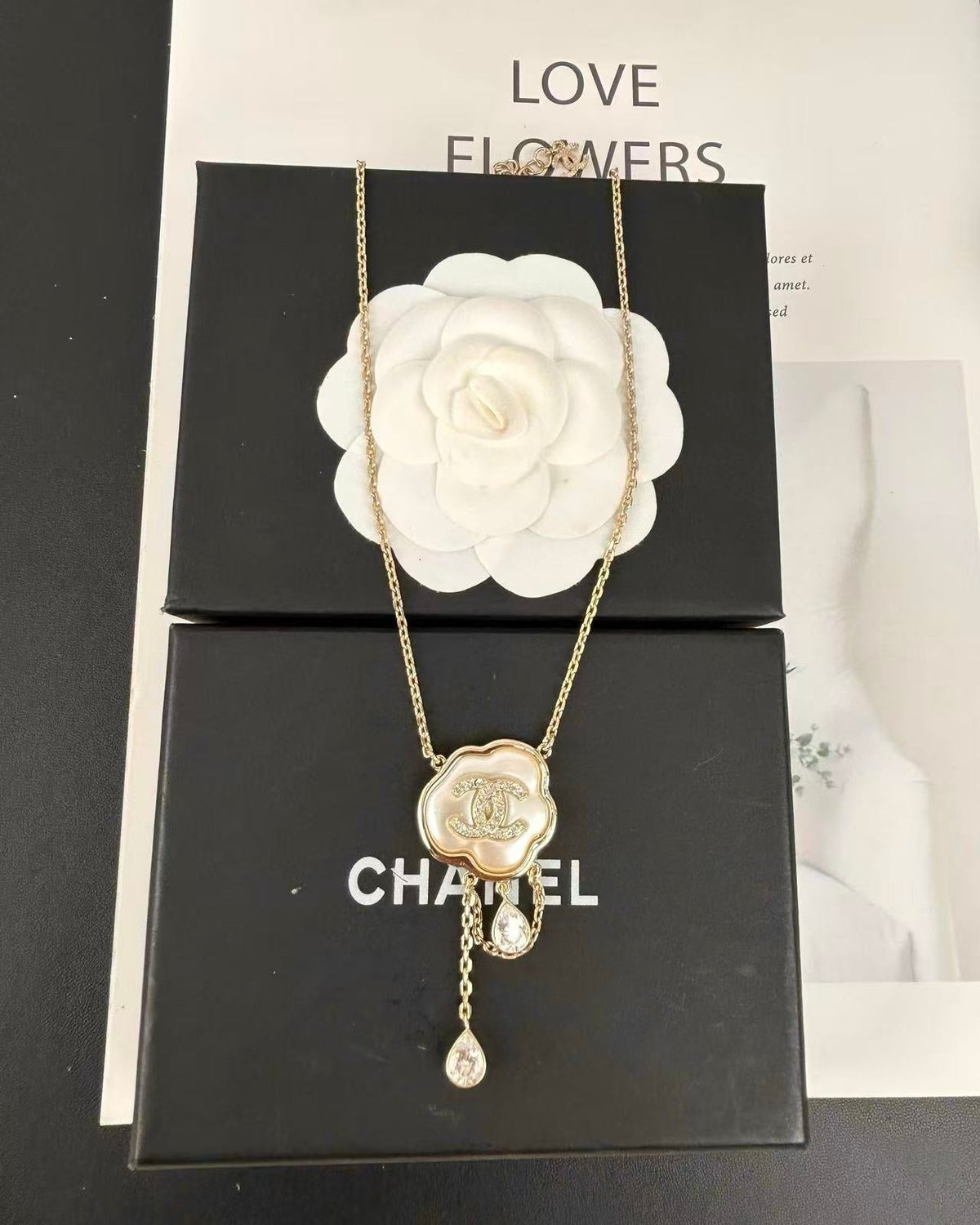 [Triumph Jewelry]Cloud Pearl Mother-of-Pearl Diamond Chain Pendant Necklace