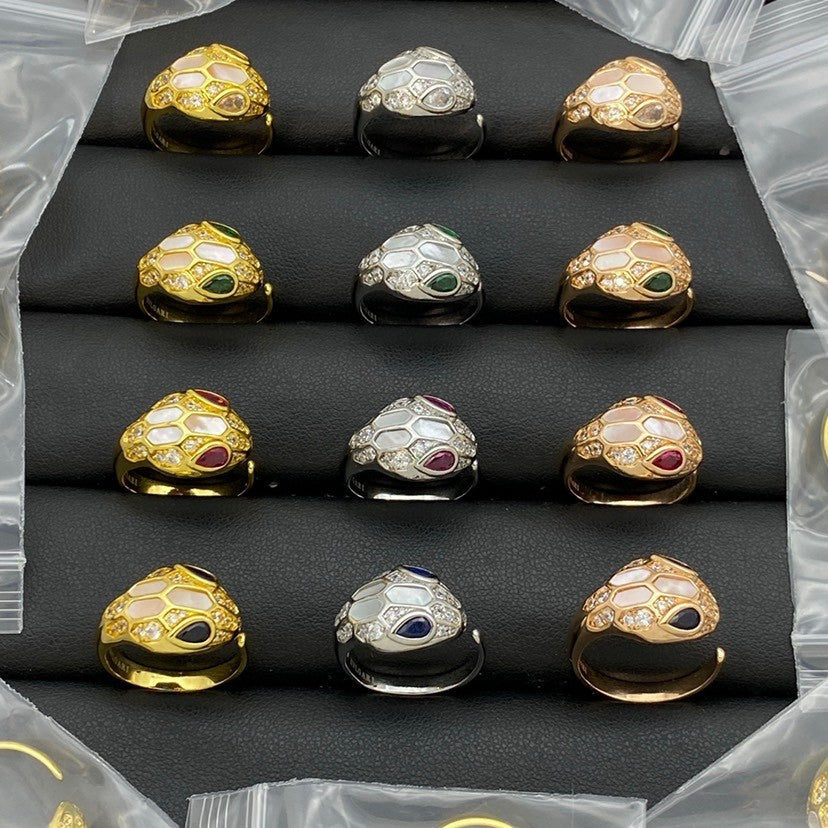 [Triumph Jewelry]BRAND NEW ASSORTED SNAKE HEAD MOTHER OF PEARL RINGS