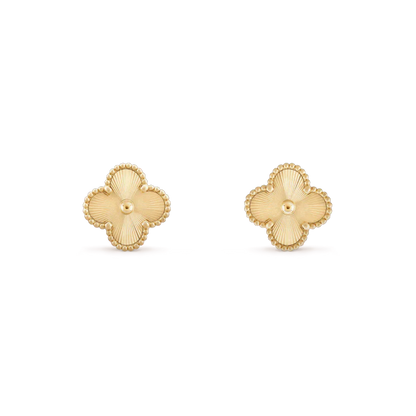 [Triumph Jewelry]CLOVER MINI 9.5MM LASER EARRINGS