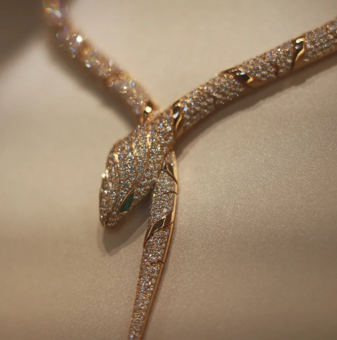 [Triumph Jewelry]HAUTE COUTURE GOLD SERPENTI NECKLACE
