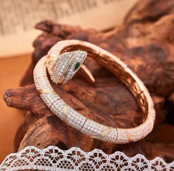 [Triumph Jewelry]HAUTE COUTURE GOLD SERPENTI BRACELET