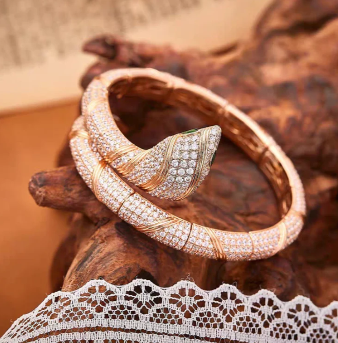[Triumph Jewelry]HAUTE COUTURE GOLD SERPENTI BRACELET