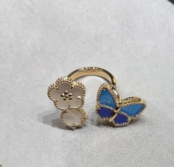 [Triumph Jewelry]2026 NEW TWIN BUTTERFLY LUCKY RING