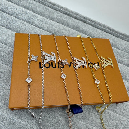 Triumph Jewelry]FULL DIAMOND LETTER NECKLACE