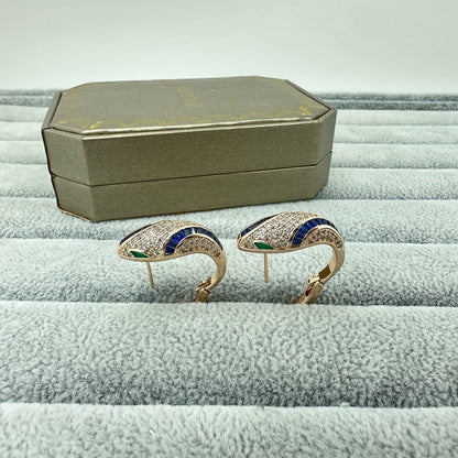 [Triumph Jewelry]FULL STONE TWO-TONE SNAKE EARRING STUDS
