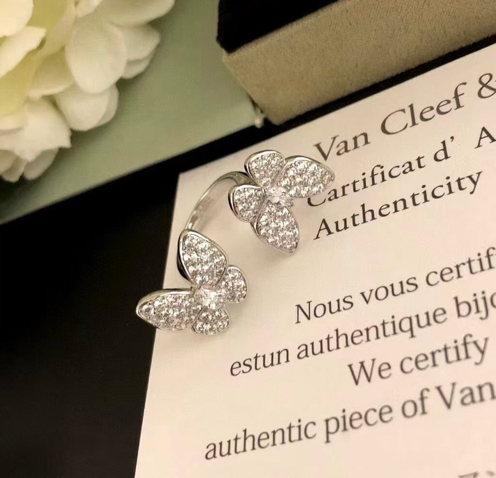 [Triumph Jewelry]TWIN SILVER BUTTERFLY DIAMOND RING