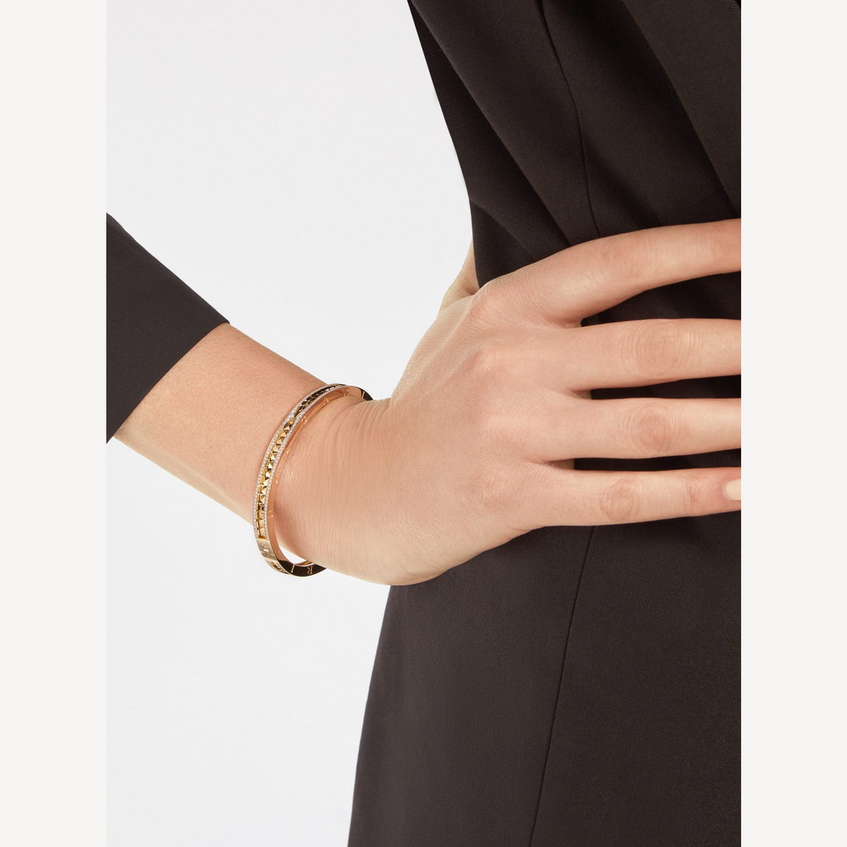 [Triumph Jewelry]ZERO 1 SPIRAL AND PAVED DIAMOND GOLD BRACELET