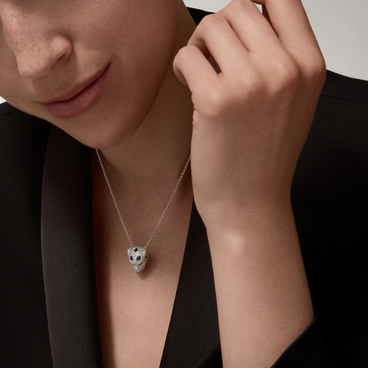 [Triumph Jewelry]PANTHERE FULL DIAMOND NECKLACE