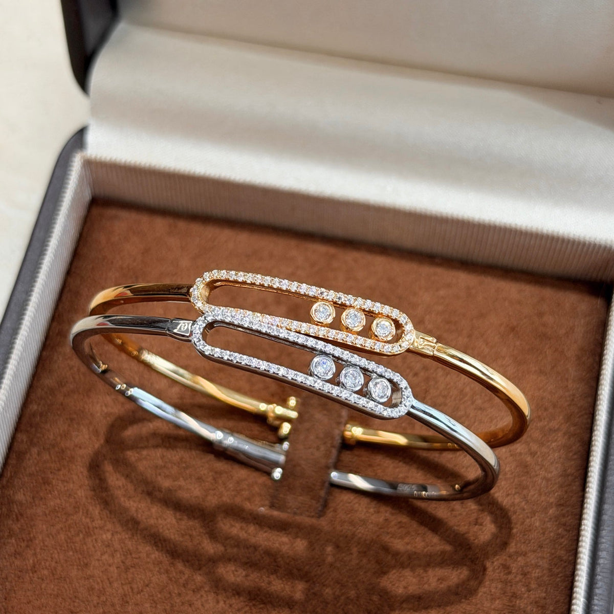 [Triumph Jewelry]Move Pavé Diamond Bangle Bracelet M