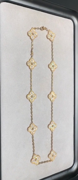 [Triumph Jewelry Jewelry]CLOVER 10 MOTIFS  Gold Diamond  NECKLACE