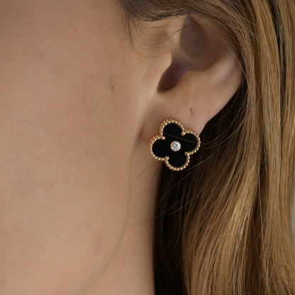 [Triumph Jewelry]CLOVER MEDIUM 1 MOTIFS ONYX DIAMOND EARRINGS