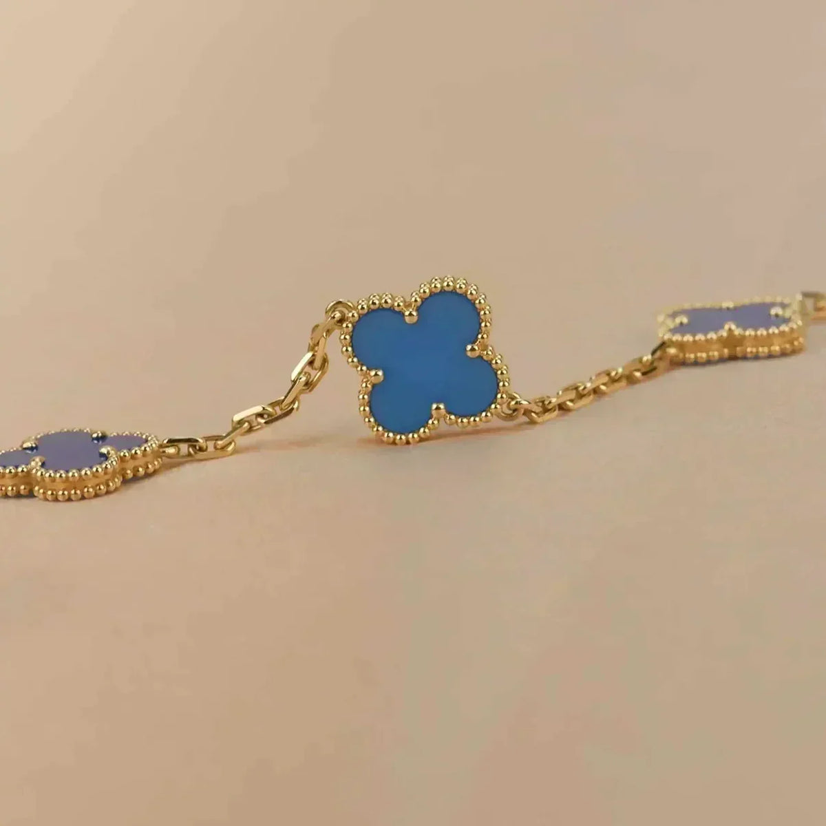 [Triumph Jewelry] CLOVER 5 MOTIF BLUE AGATE BRACELET COLLECTION