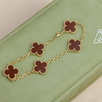 [Triumph Jewelry] CLOVER 5 MOTIF RED CORNELIAN BRACELET COLLECTION