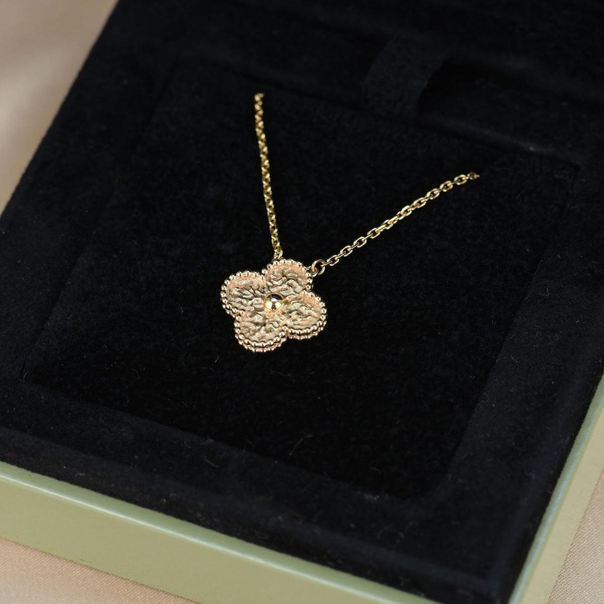 [Triumph Jewelry]CLOVER 15MM  BRONZING NECKLACE