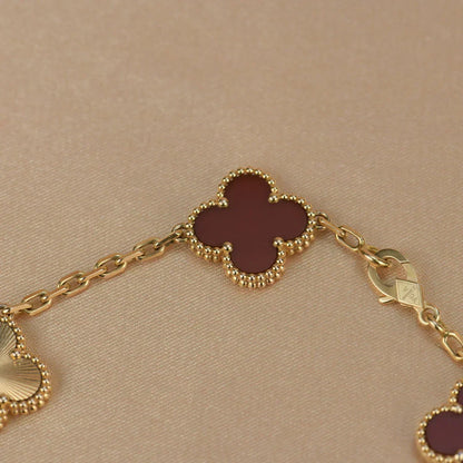 [Triumph Jewelry] CLOVER 5 MOTIF RED CORNELIAN BRACELET COLLECTION