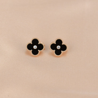 [Triumph Jewelry]CLOVER MEDIUM 1 MOTIFS ONYX DIAMOND EARRINGS