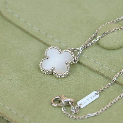 [Triumph Jewelry]CLOVER  15MM WHITE MOTHER-OF-PEARL SILVER