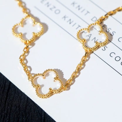 [Triumph Jewelry]CLOVER 5 MOTIF ROCK CRYSTAL BRACELET