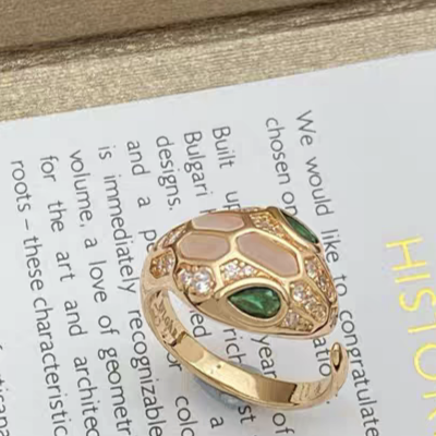 [Triumph Jewelry]BRAND NEW ASSORTED SNAKE HEAD MOTHER OF PEARL RINGS