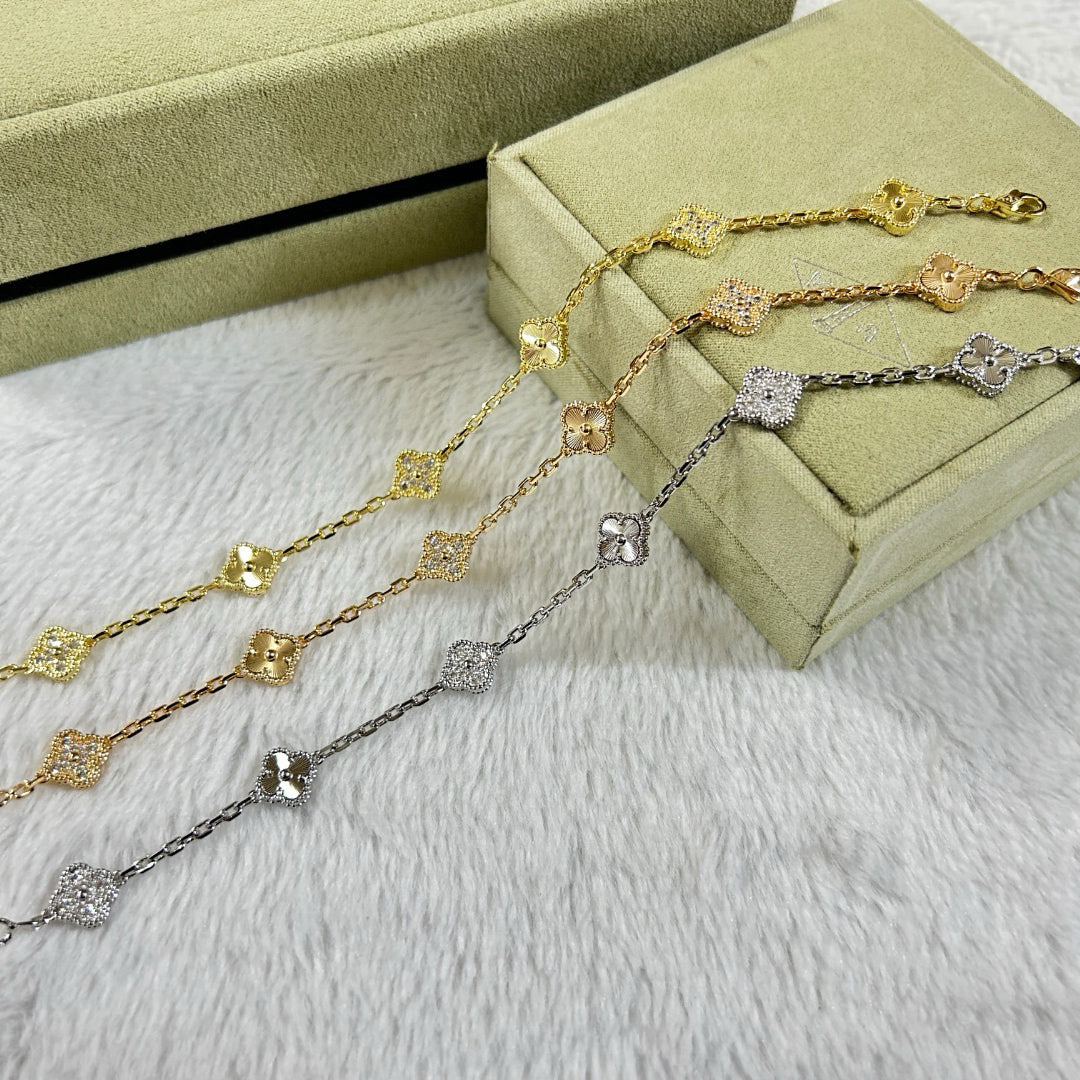 [Triumph Jewelry]CLOVER 6 MOTIF DIAMOND LASER BRACELET