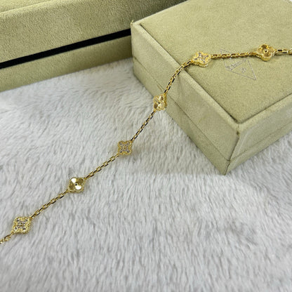 [Triumph Jewelry]CLOVER 6 MOTIF DIAMOND LASER BRACELET