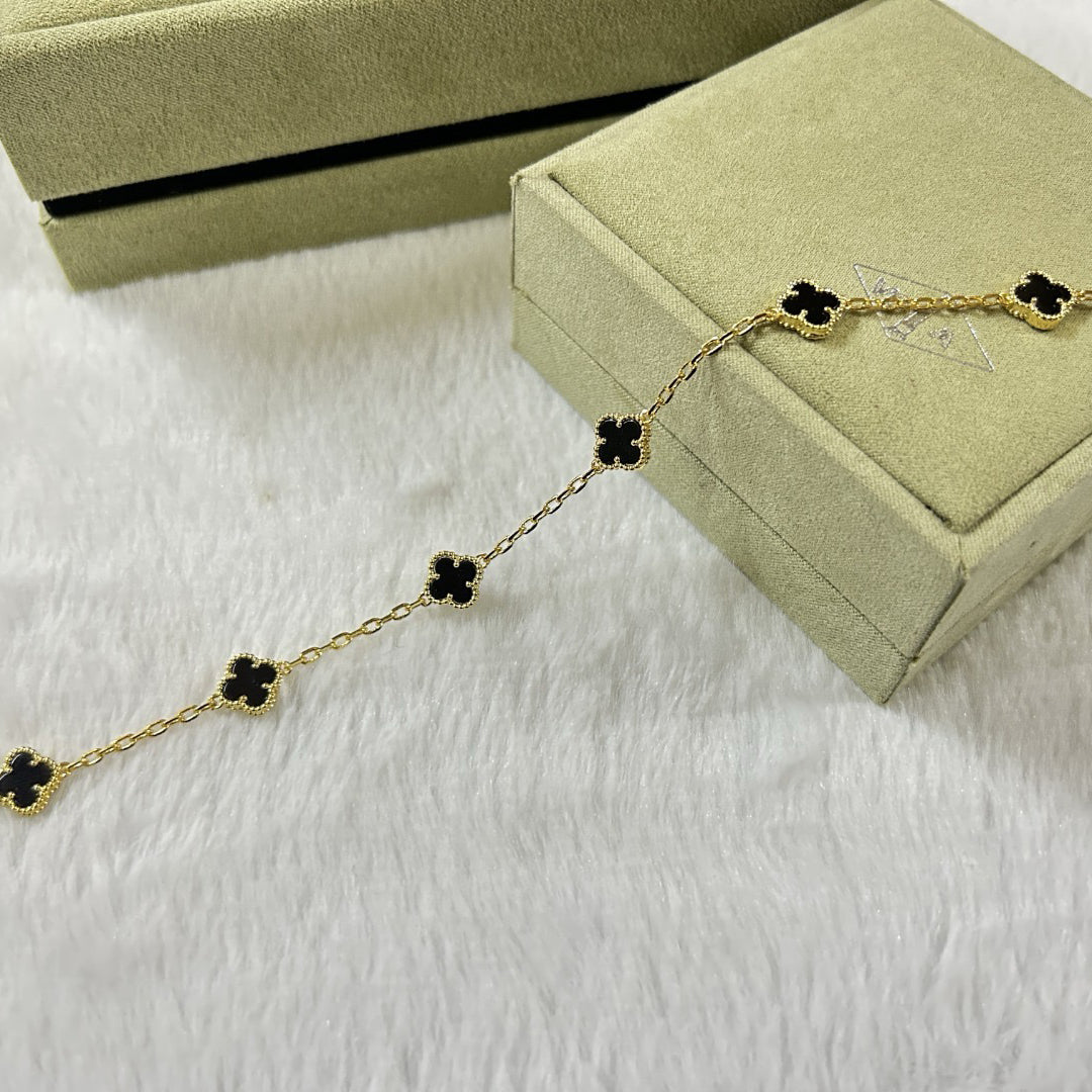 [Triumph Jewelry]CLOVER 6 MOTIF  ONYXS BRACELET