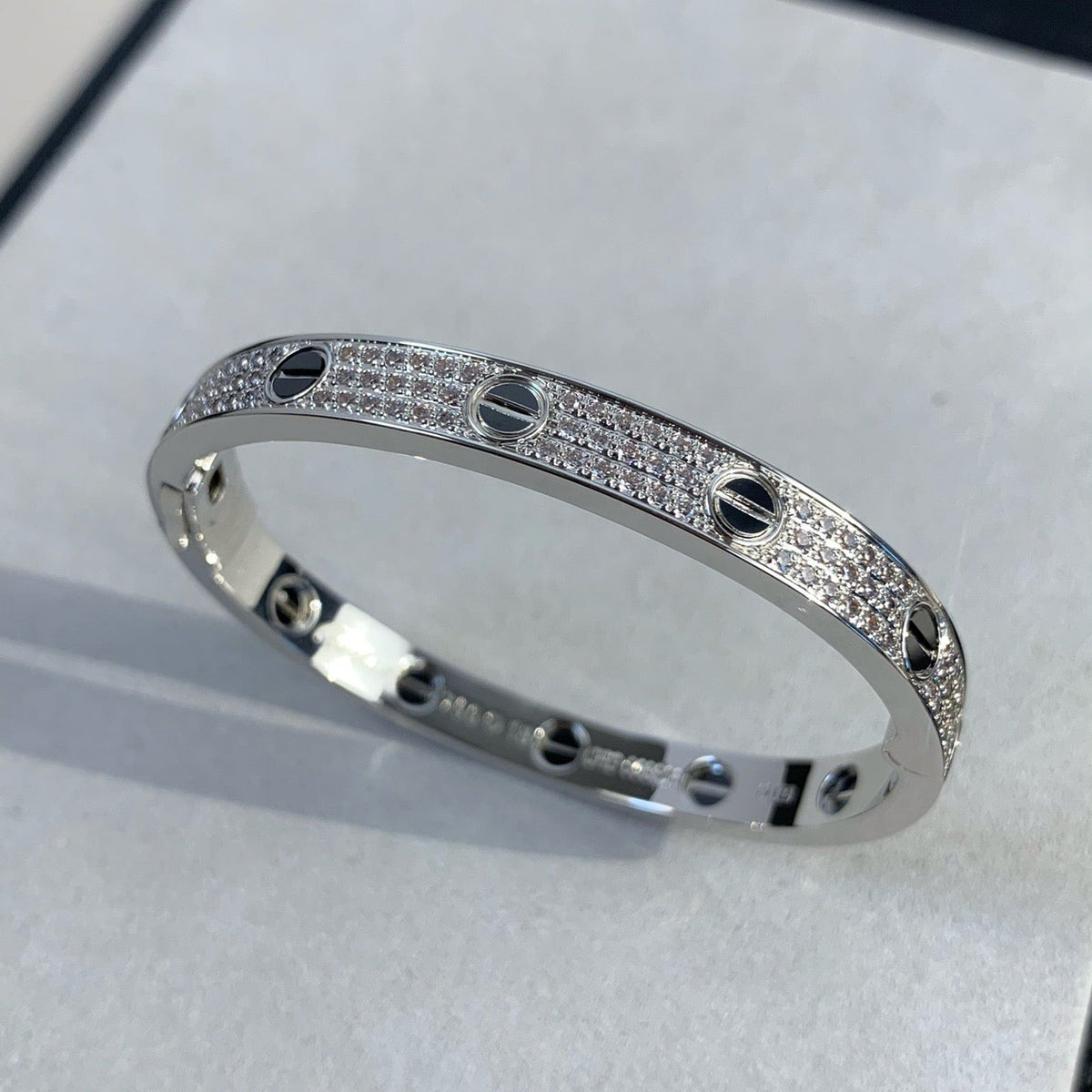 [Triumph Jewelry]LOVE BRACELET 6.1MM DIAMOND-PAVED CERAMIC