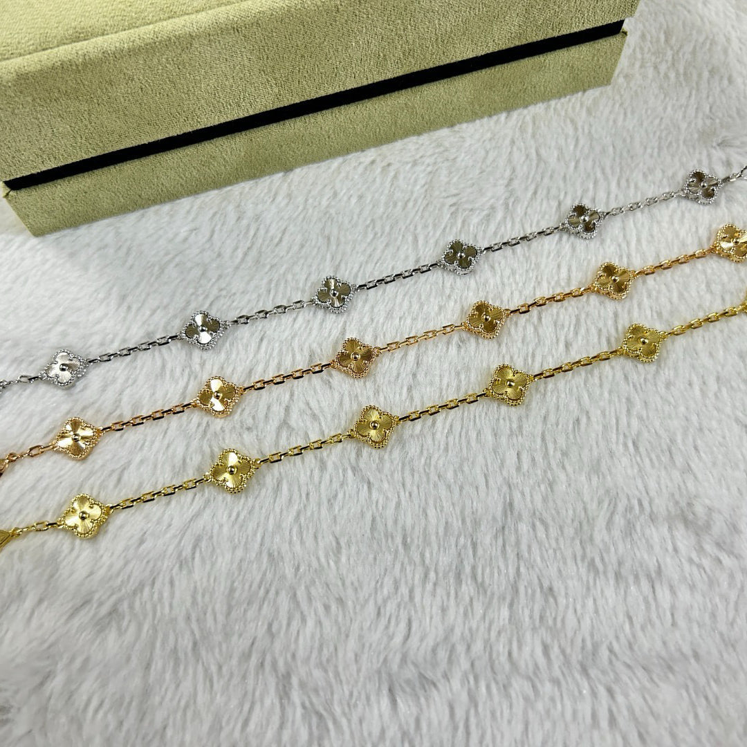 [Triumph Jewelry]CLOVER 6 MOTIF DIAMOND BRACELET